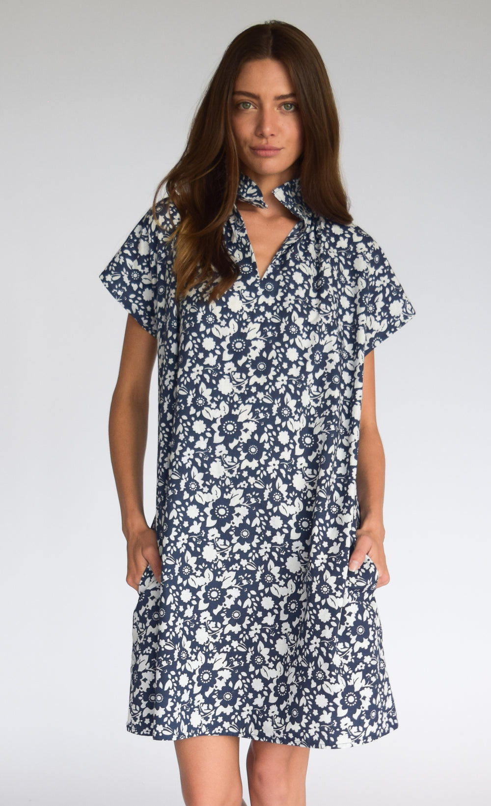 Vicki Short Sleeve Dress Navy Floral