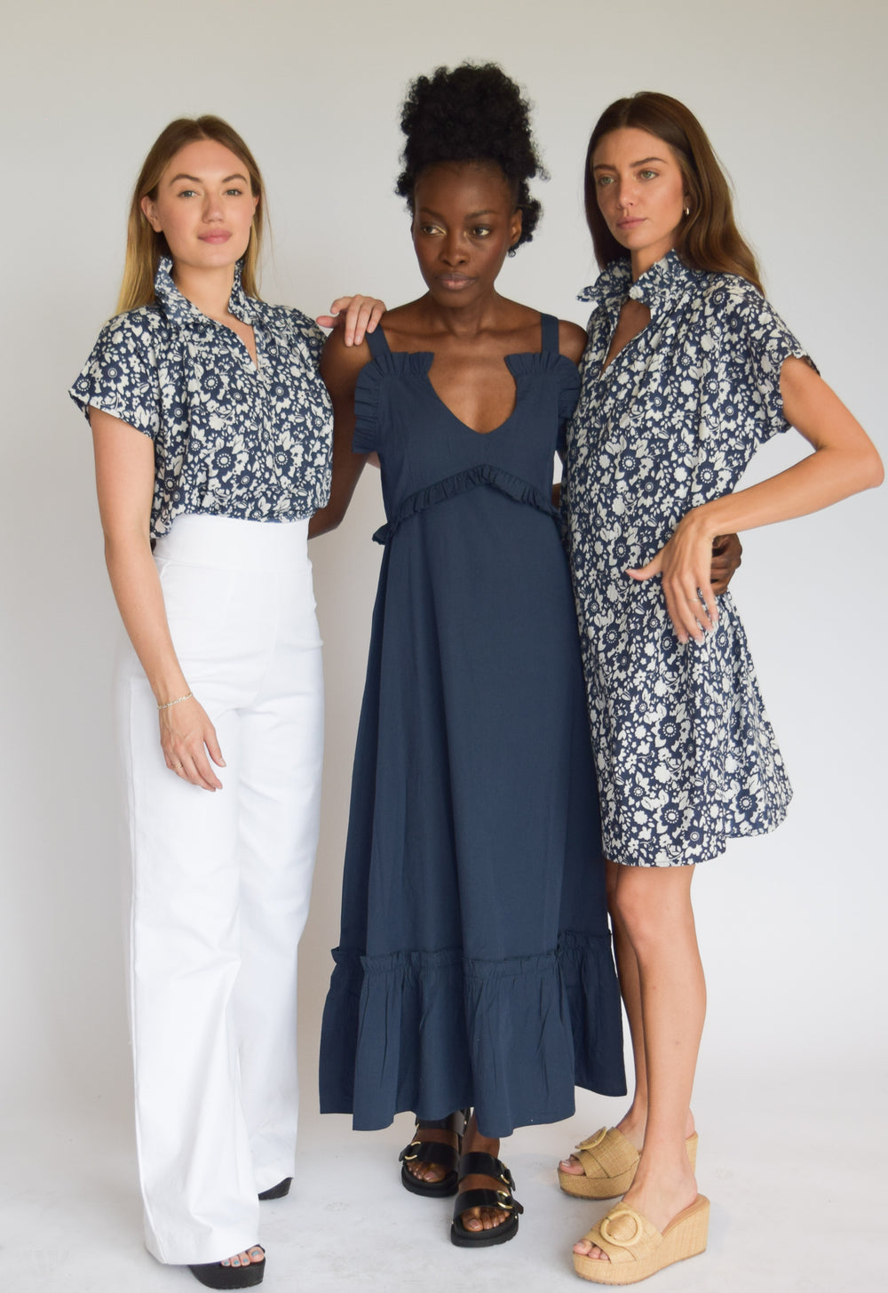 Vicki Short Sleeve Dress Navy Floral